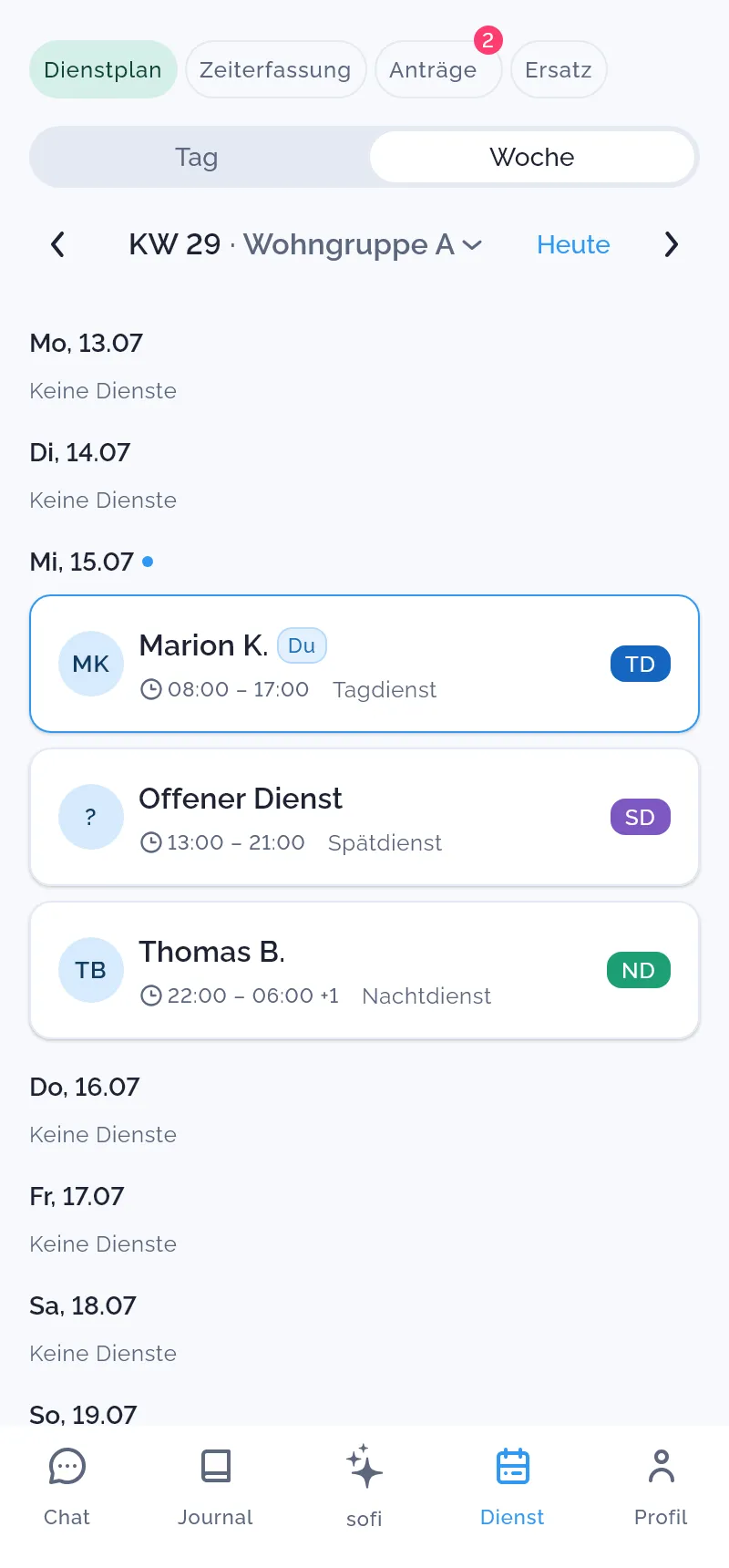 Fokus App – Dienstplan-Wochenansicht mit allen Diensten des Teams am Smartphone